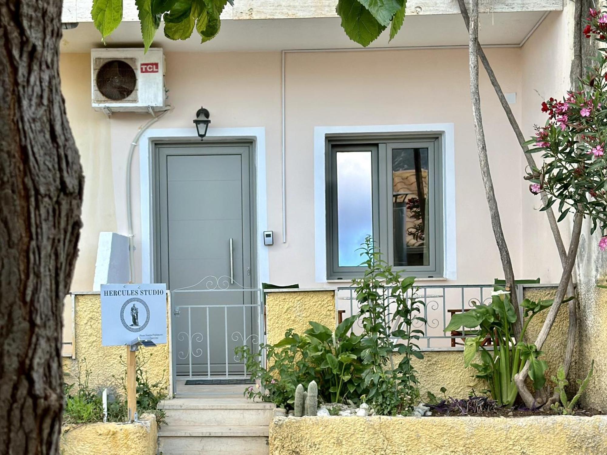 Hercules Studio Vasiliki  Exterior photo